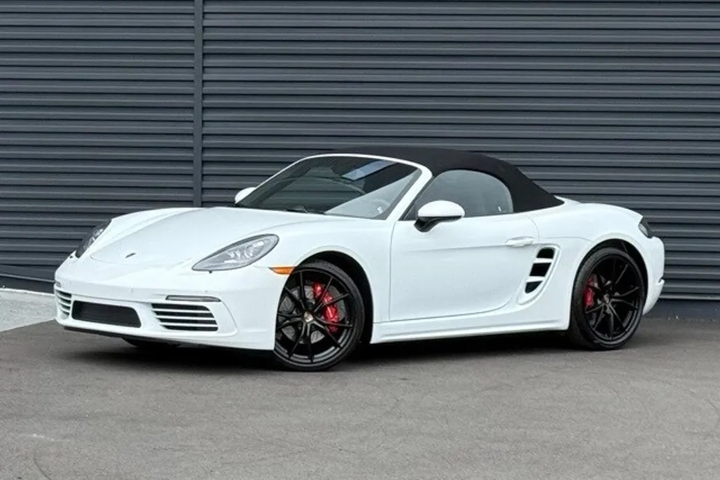 2024 Porsche Boxster S photo 1
