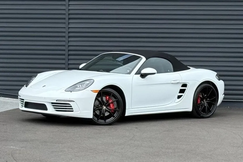 2024 Porsche Boxster S photo 1