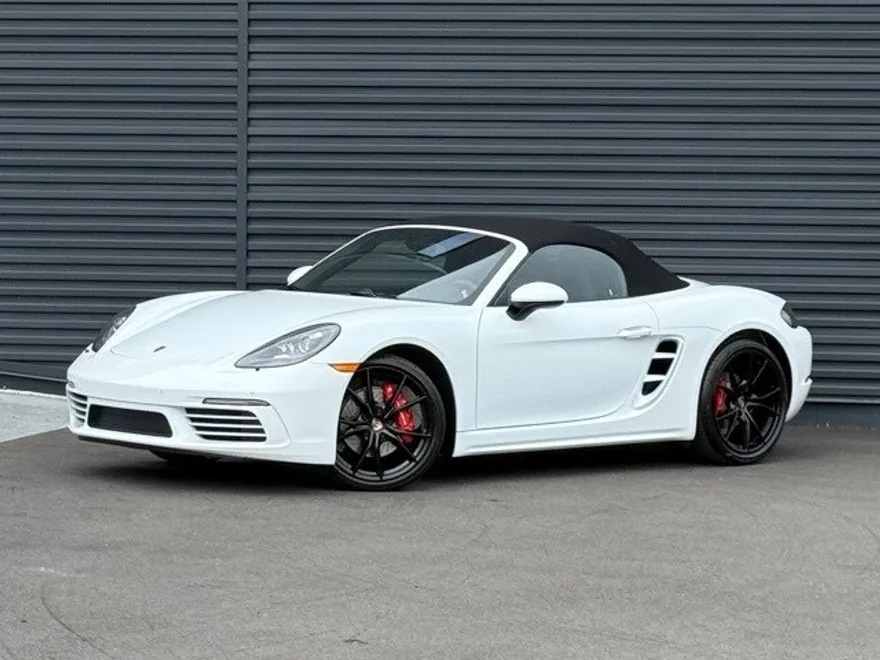 2024 Porsche Boxster S photo 1
