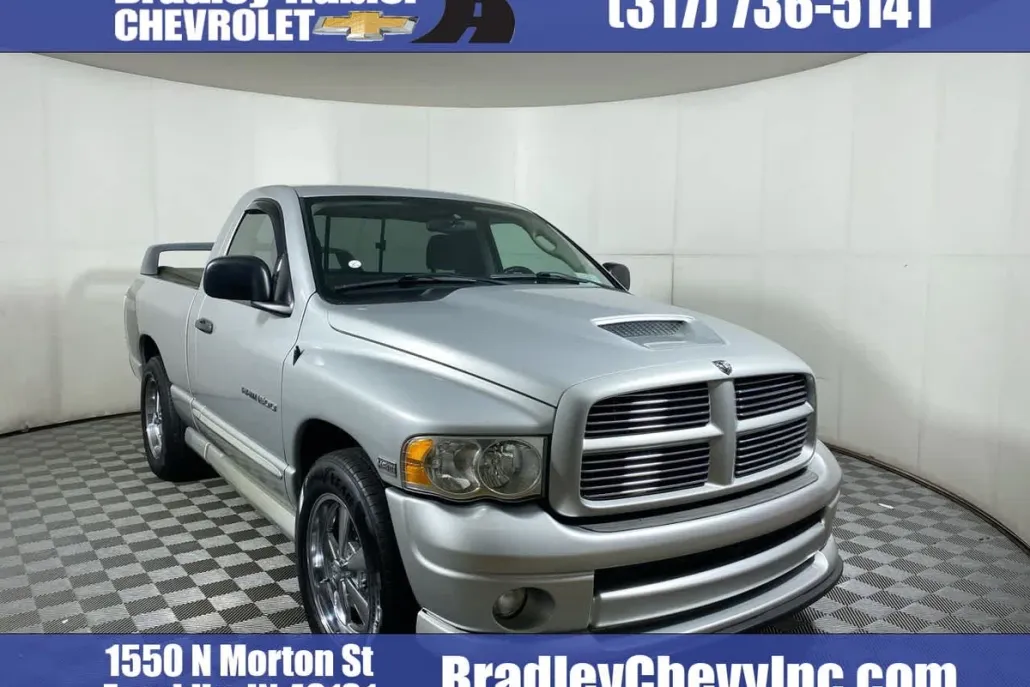 2005 Dodge Ram SLT photo 1