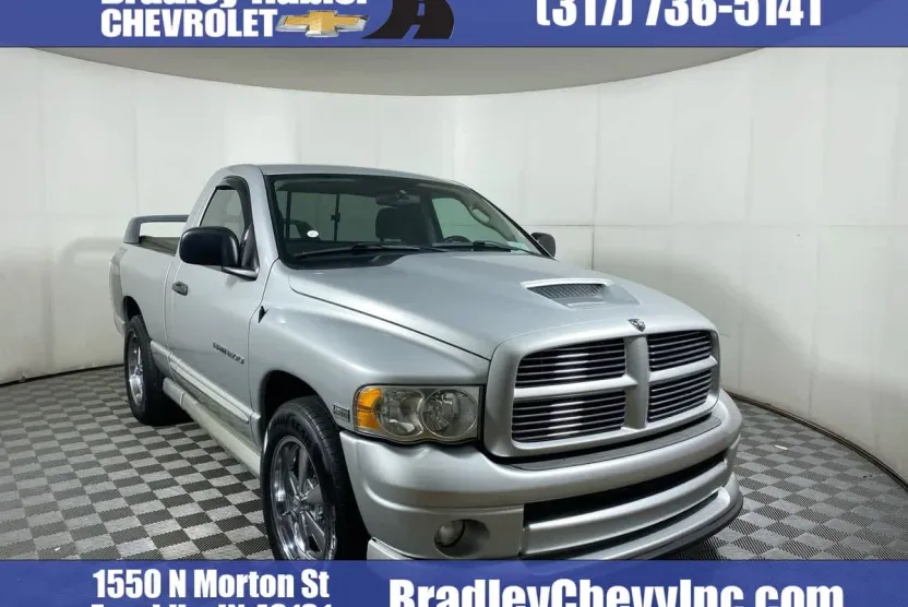 2005 Dodge Ram SLT photo 1