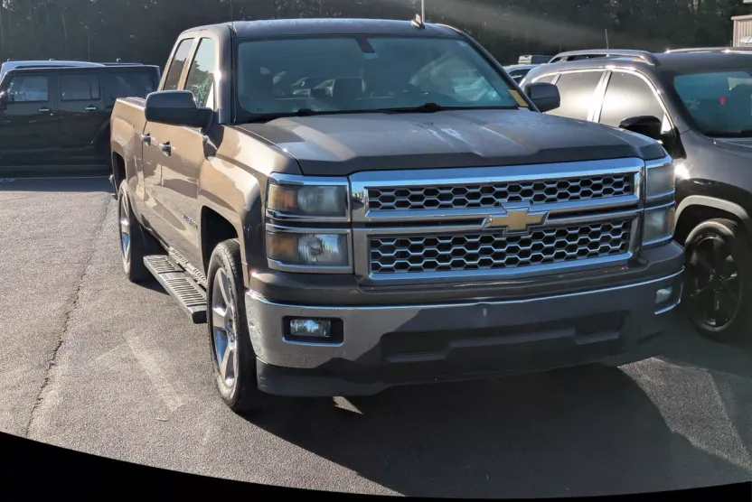 2014 Chevrolet Silverado 1500 LT photo 1
