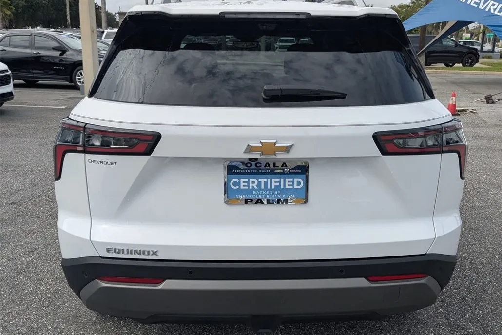 2025 Chevrolet Equinox LT photo 1