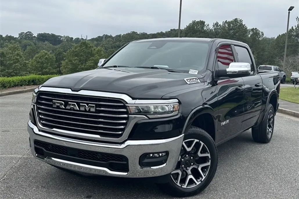 2025 Ram 1500 Laramie photo 1