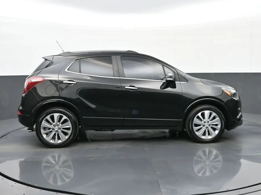 2017 Buick Encore Preferred photo 1