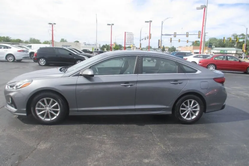 2018 Hyundai Sonata Eco photo 1