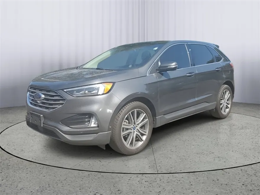 2019 Ford Edge Titanium photo 1