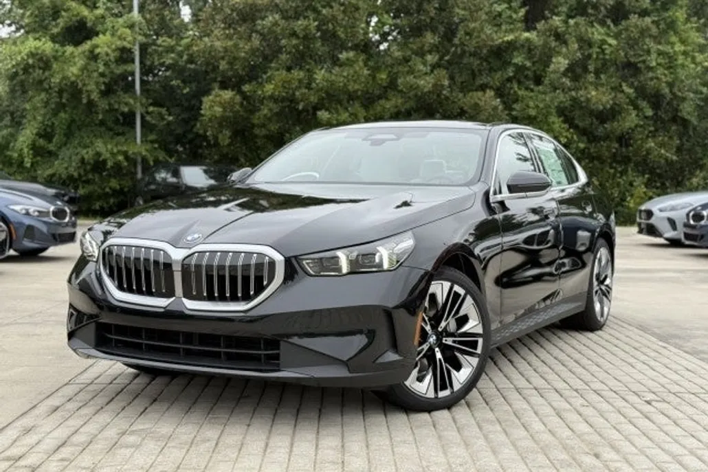 2026 Bmw 530i photo 1