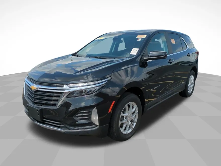 2022 Chevrolet Equinox LT photo 1