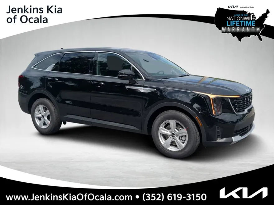 2026 Kia Sorento LX photo 1