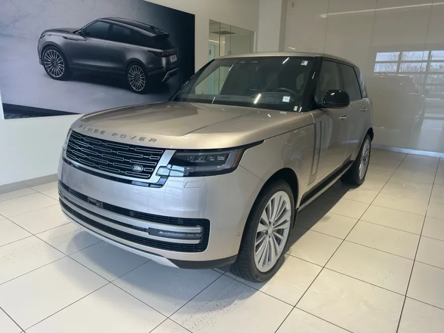 2025 Land Rover Range Rover SE photo 1