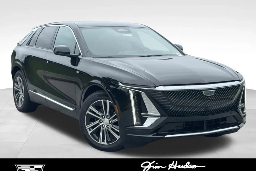 2025 Cadillac Lyriq Luxury photo 1