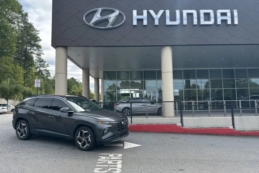 2022 Hyundai Tucson Limited photo 1