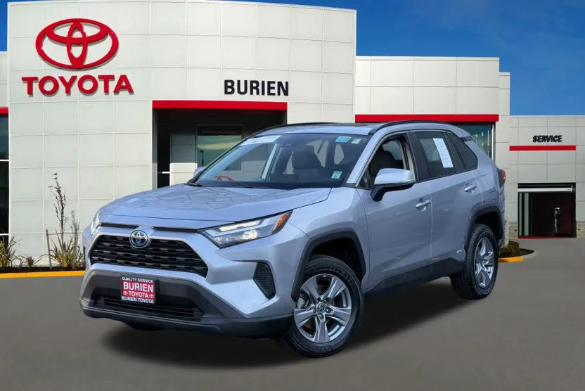 2022 Toyota RAV4 Hybrid XLE photo 1