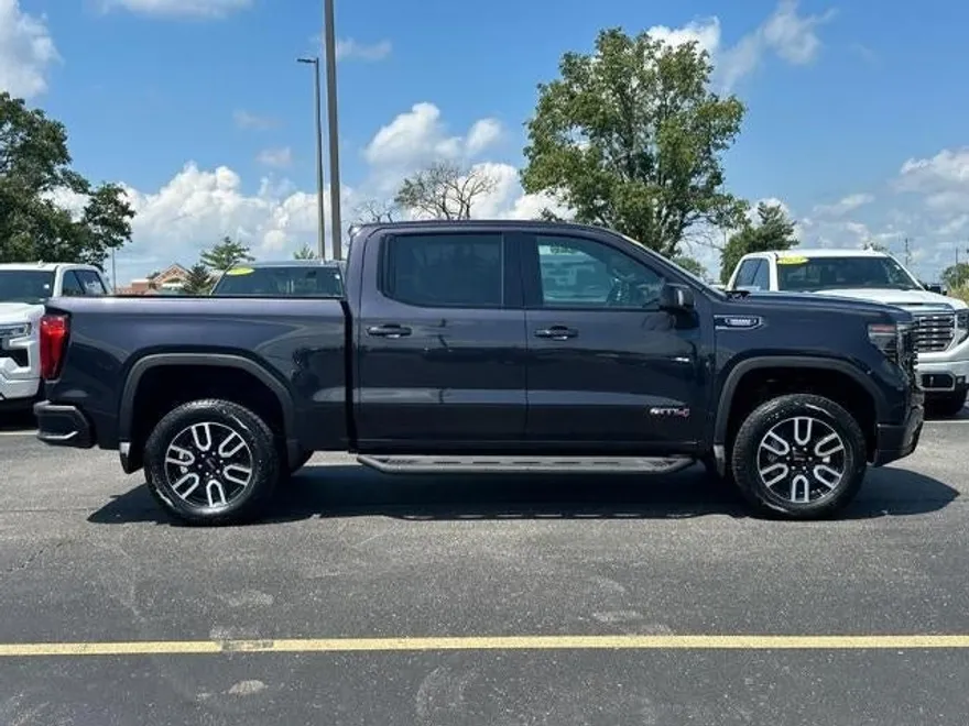 2025 Gmc Sierra 1500 AT4 photo 1