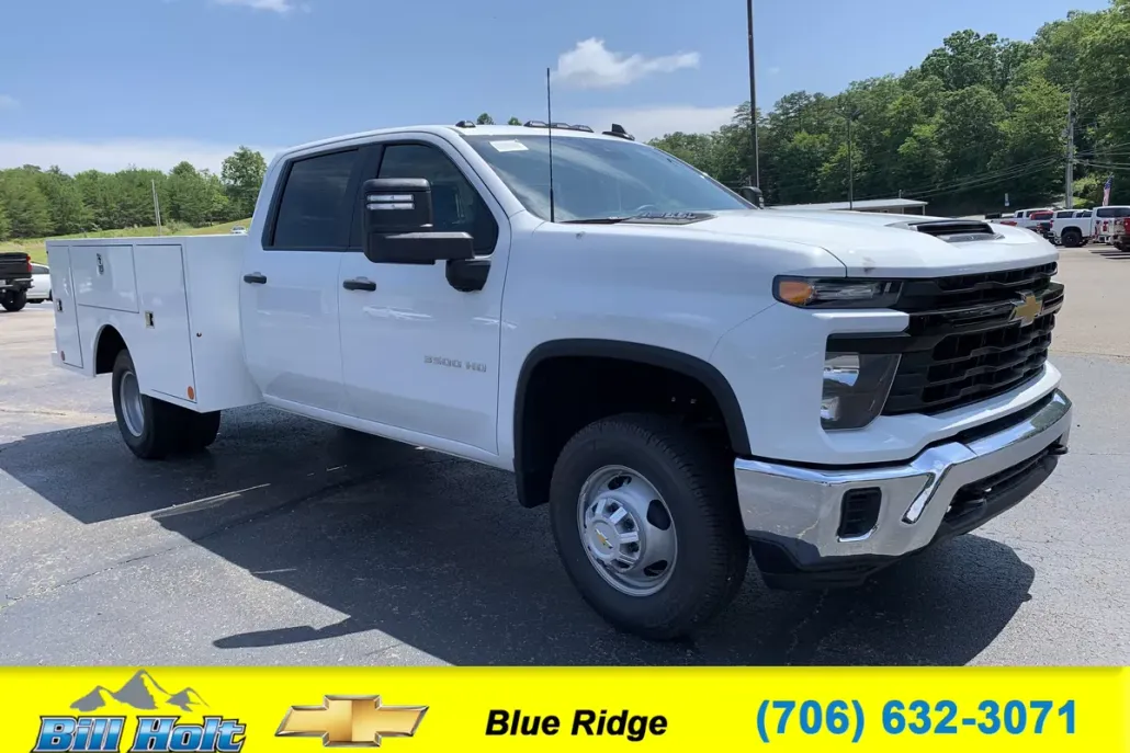 2025 Chevrolet Silverado 3500HD Work Truck photo 1