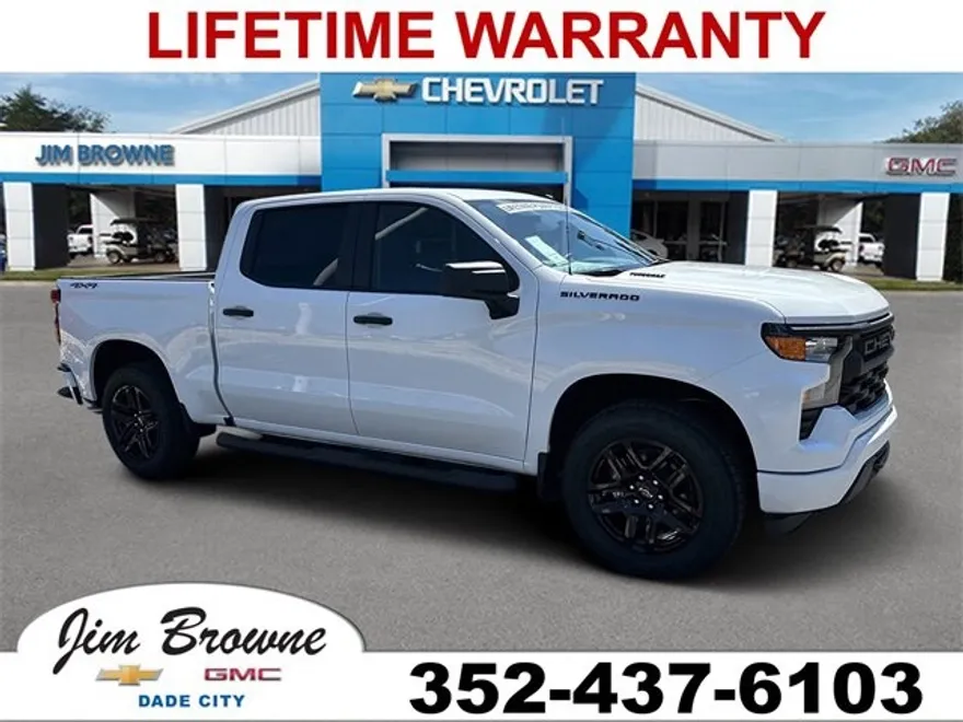 2026 Chevrolet Silverado Custom photo 1