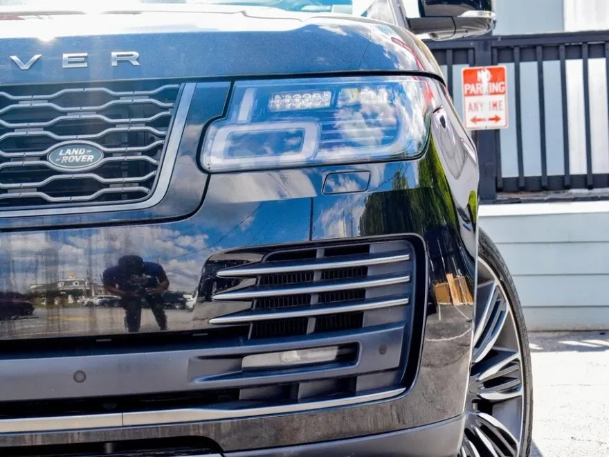 2019 Land Rover Range Rover SuperCharged Autobiography photo 1
