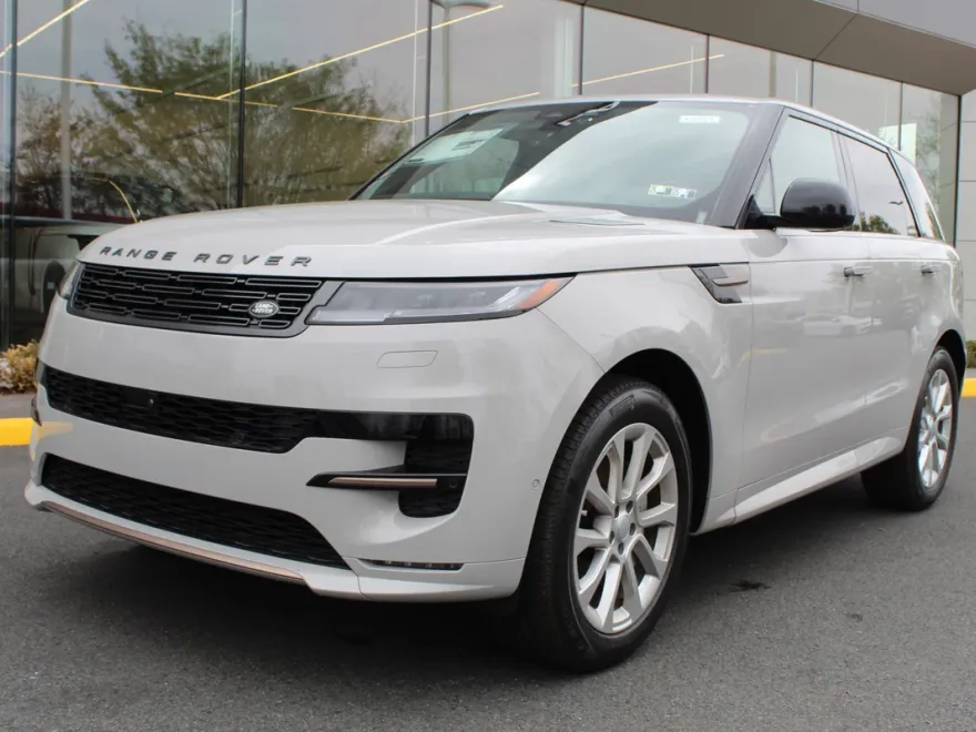 2025 Land Rover Range Rover Sport SE photo 1