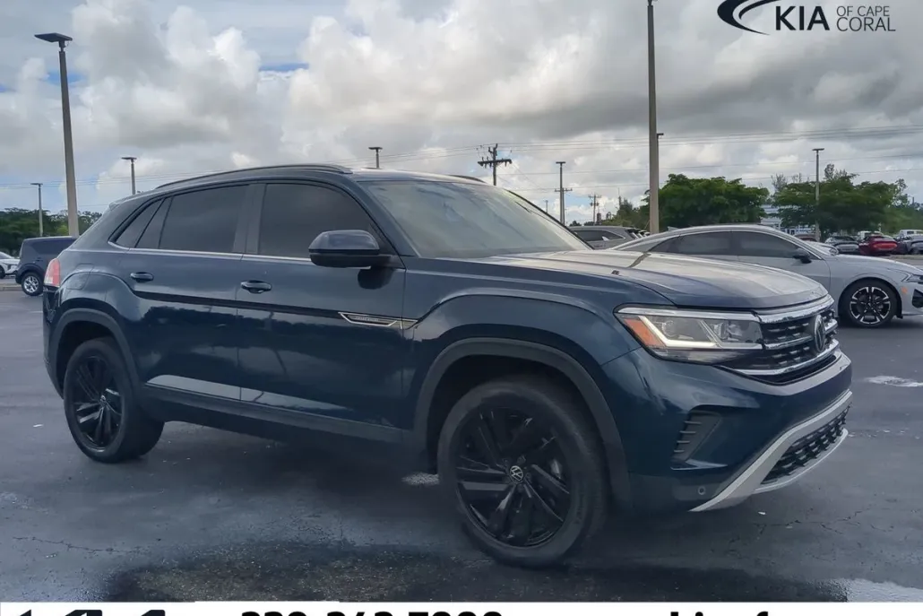 2022 Volkswagen Atlas Cross Sport SE Technology photo 1