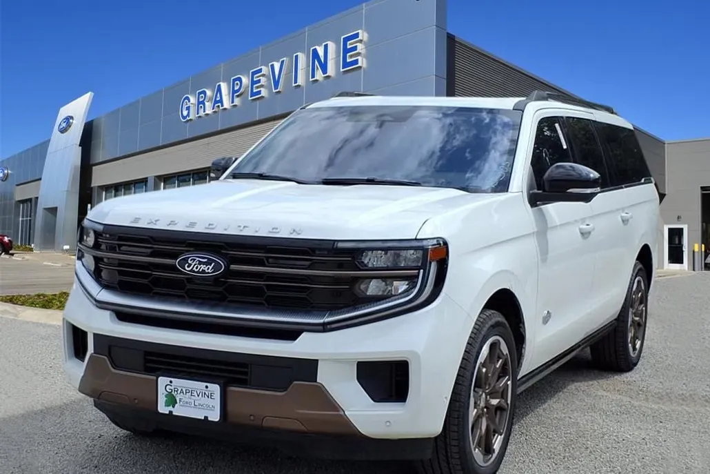 2025 Ford Expedition MAX King Ranch photo 1