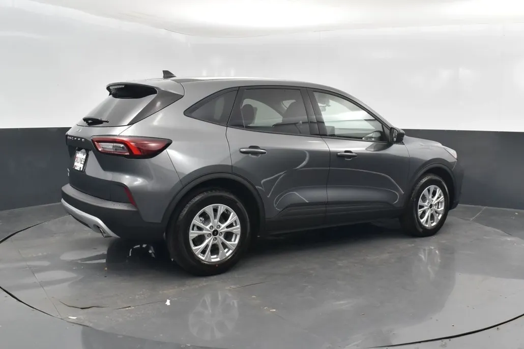 2025 Ford Escape Active photo 1