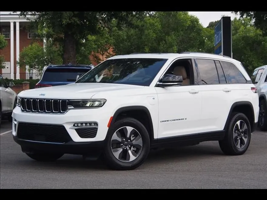 2022 Jeep Grand Cherokee Limited 4xe photo 1