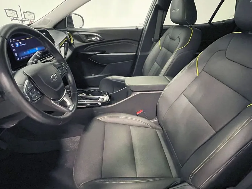 2024 Chevrolet Trax ACTIV photo 1