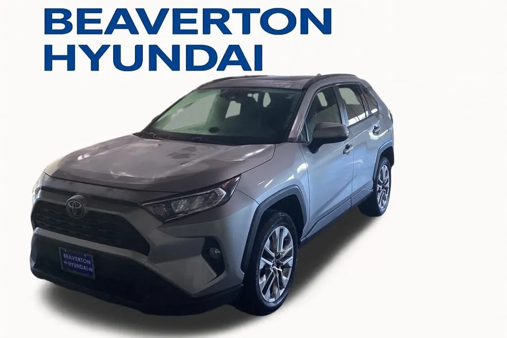 2019 Toyota RAV4 XLE Premium photo 1