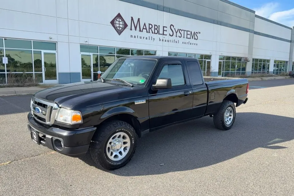 2011 Ford Ranger XLT photo 1