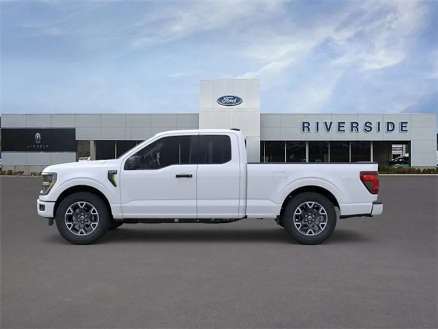 2025 Ford F-150 STX photo 1