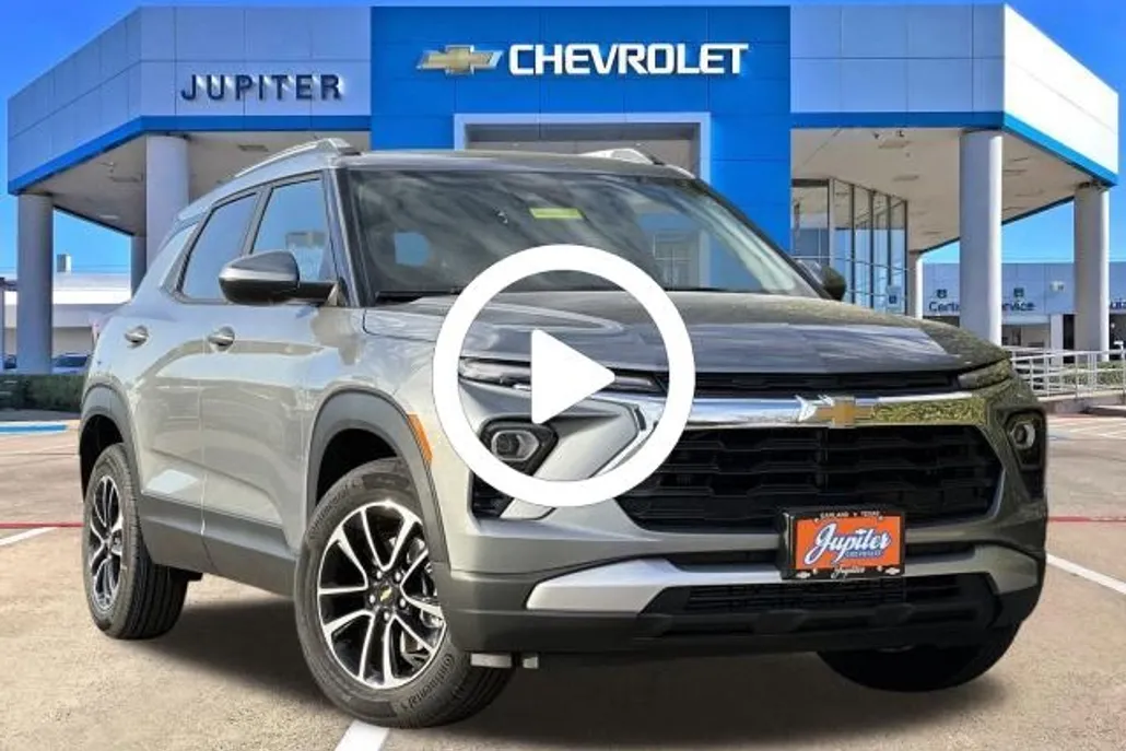 2025 Chevrolet Trailblazer LT photo 1