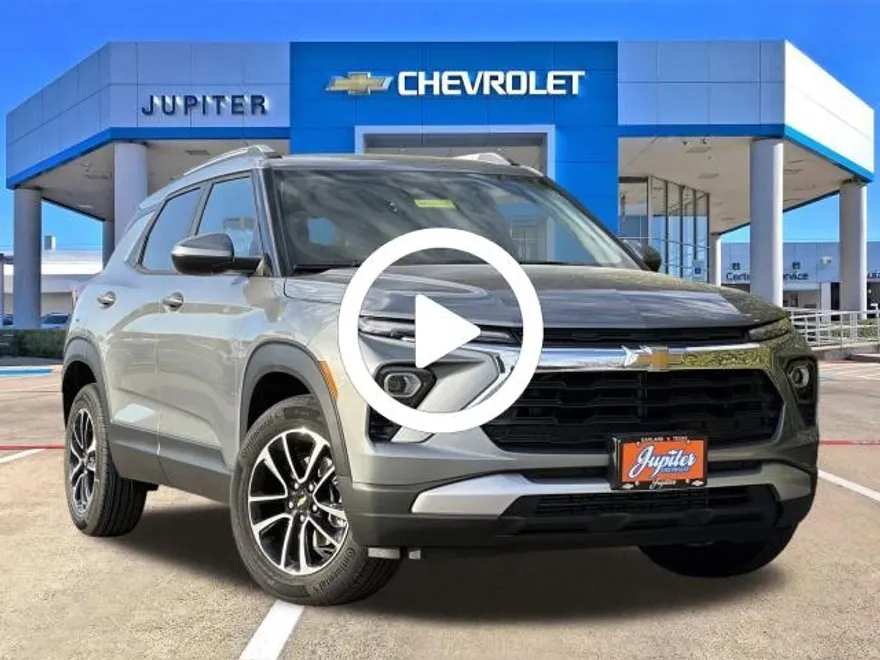 2025 Chevrolet Trailblazer LT photo 1