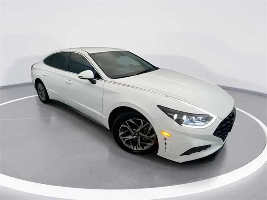 2023 Hyundai Sonata SEL photo 1