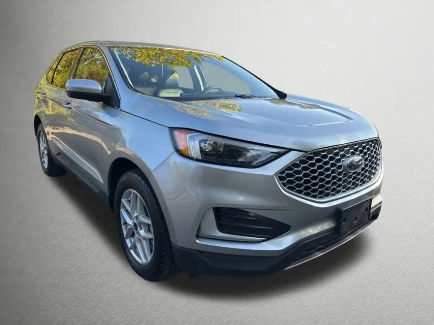 2024 Ford Edge SEL photo 1