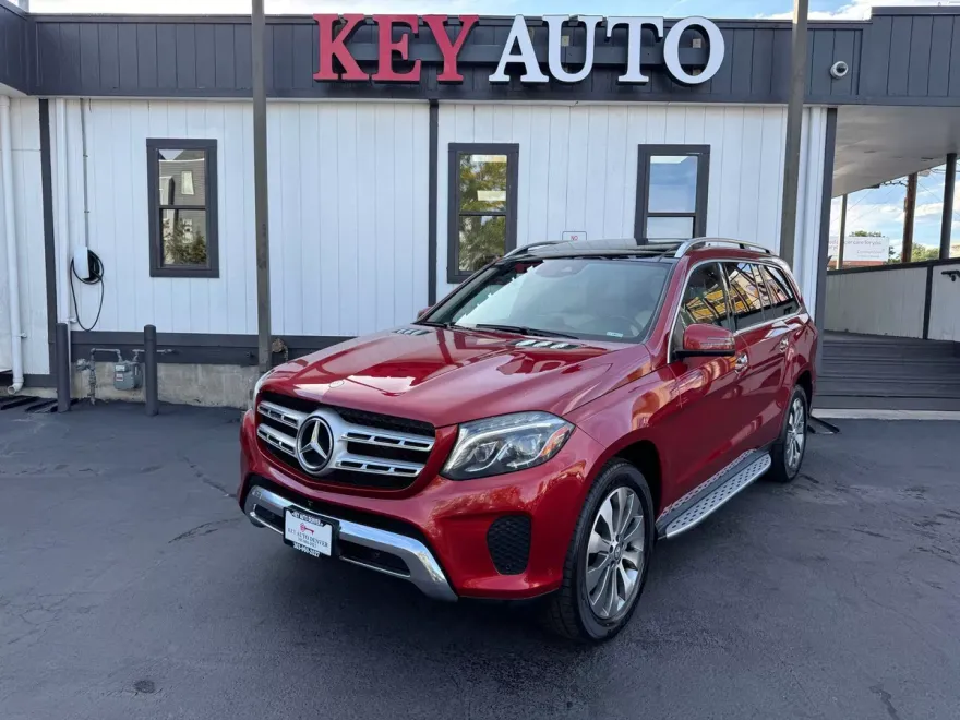 2017 Mercedes Benz GLS 450 4MATIC photo 1