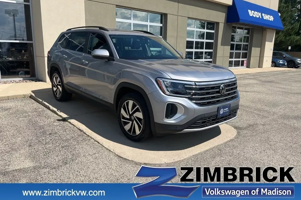 2024 Volkswagen Atlas SE Technology photo 1