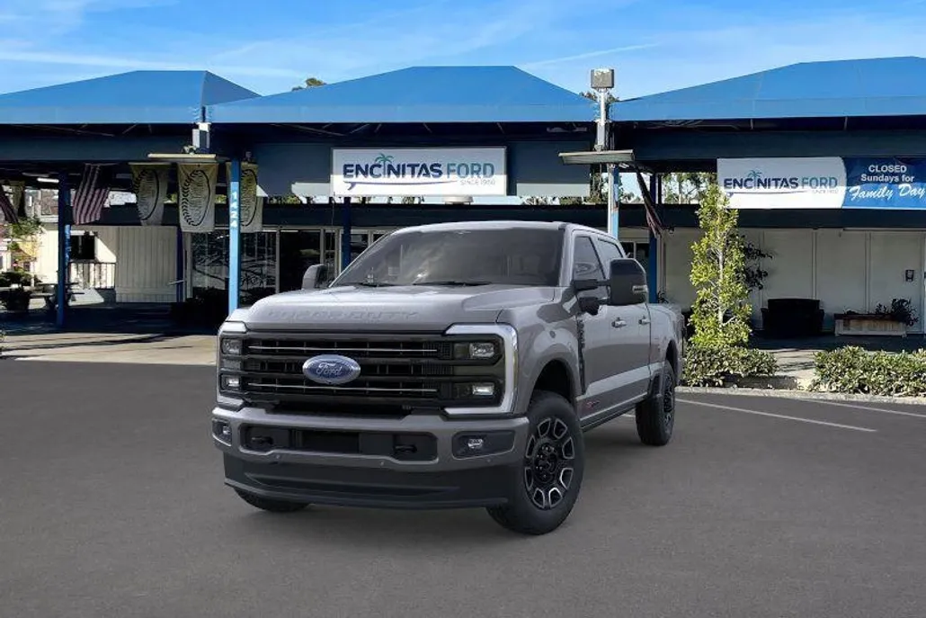 2026 Ford F-250 Platinum photo 1