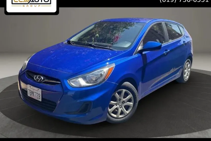 2013 Hyundai Accent GS photo 1