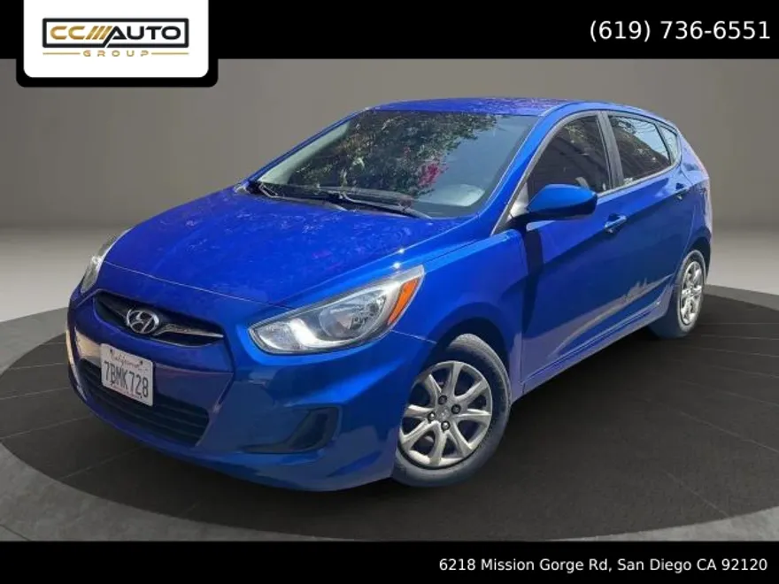 2013 Hyundai Accent GS photo 1