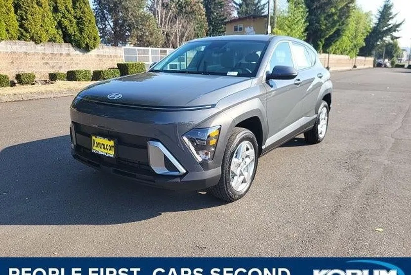 2026 Hyundai Kona SE photo 1