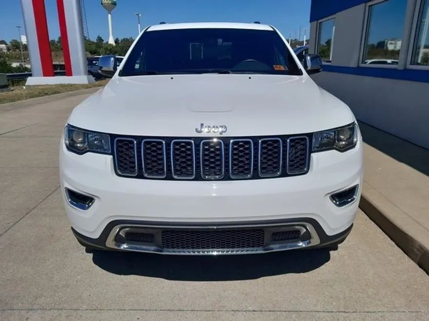 2021 Jeep Grand Cherokee Limited photo 1