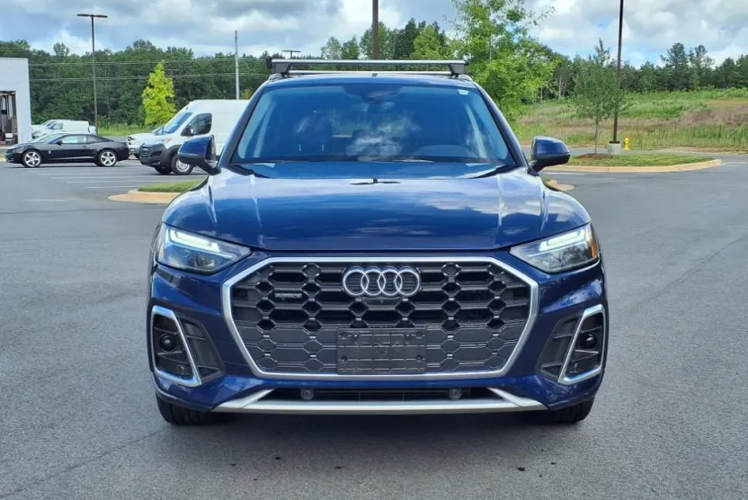 2023 Audi Q5 S line Premium Plus photo 1