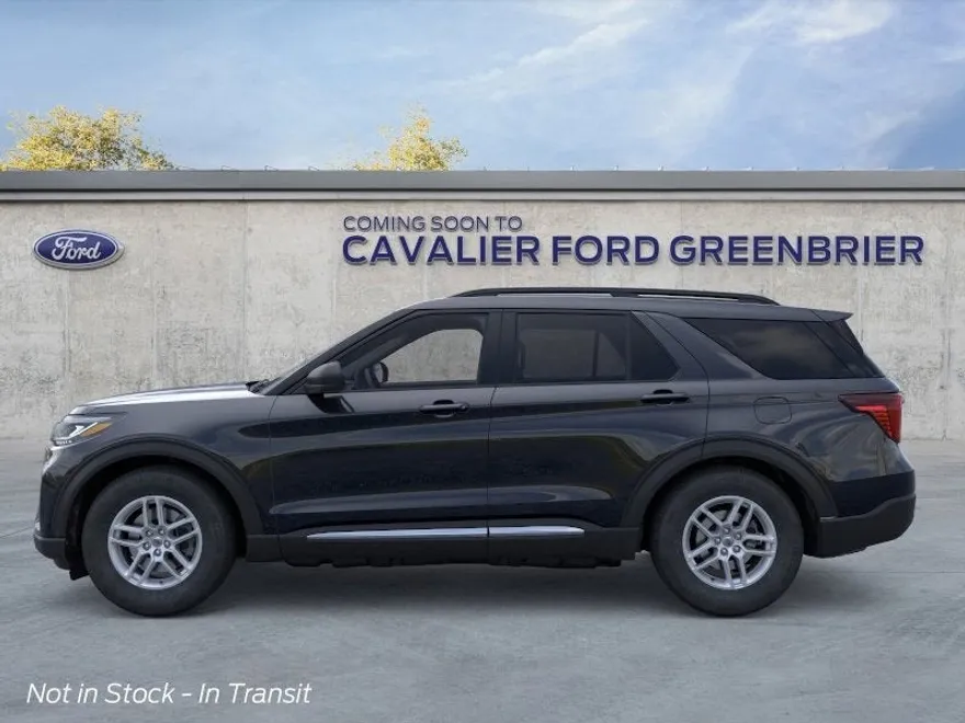 2025 Ford Explorer photo 1
