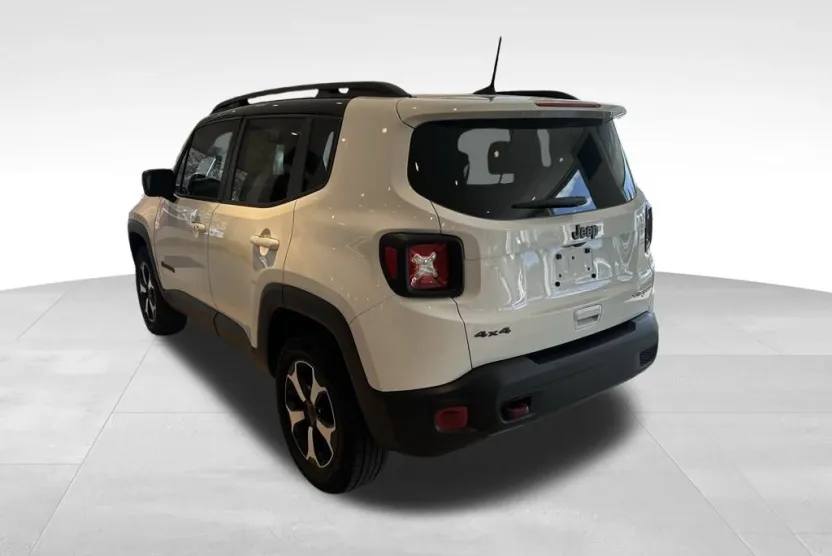 2021 Jeep Renegade Trailhawk photo 1
