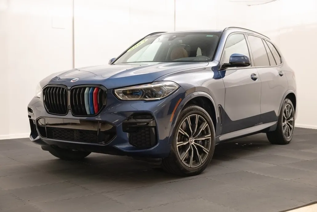 2023 Bmw X5 M50i photo 1