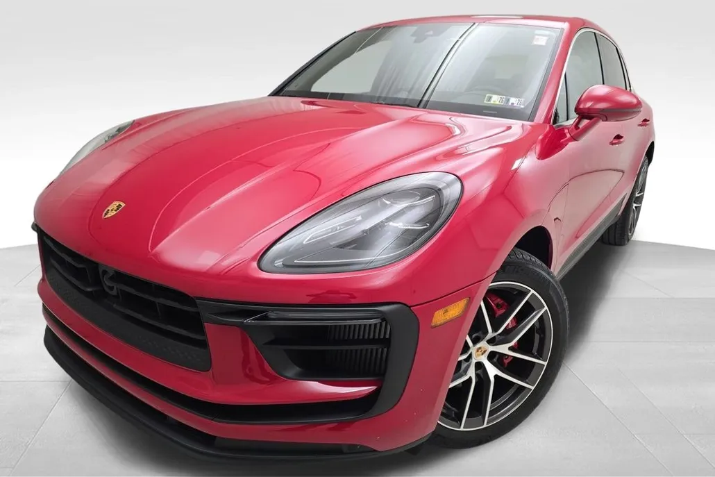 2024 Porsche Macan S photo 1