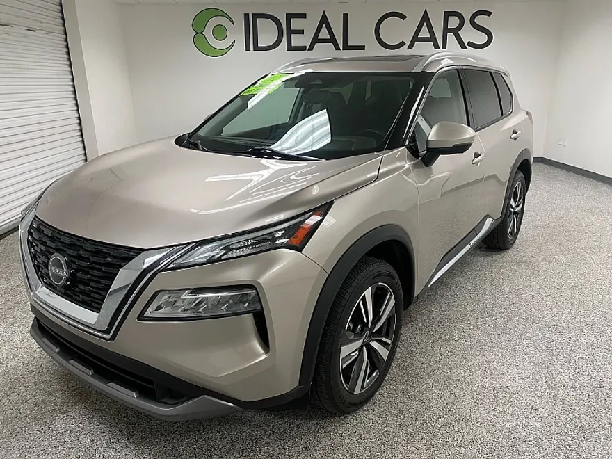 2023 Nissan Rogue SL photo 1