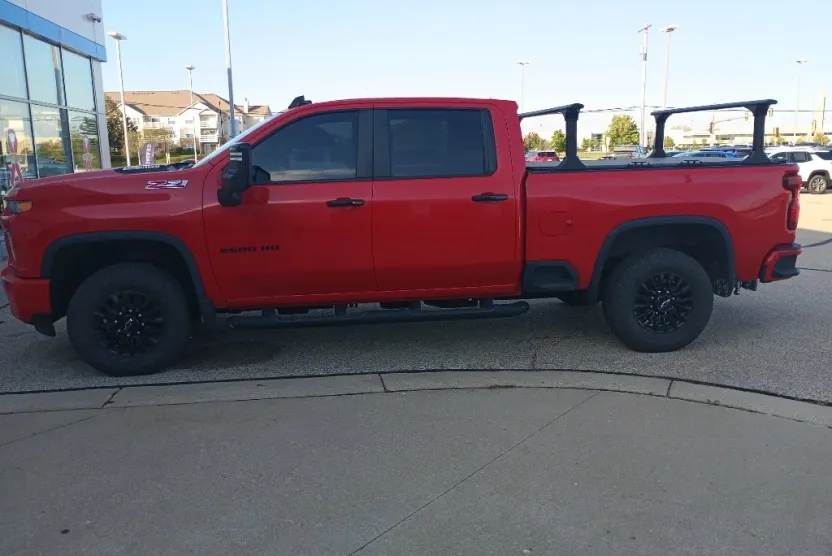 2021 Chevrolet Silverado 2500HD photo 1