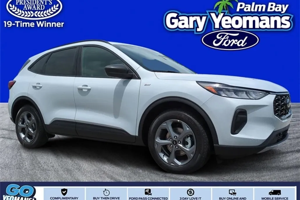 2025 Ford Escape ST-Line photo 1